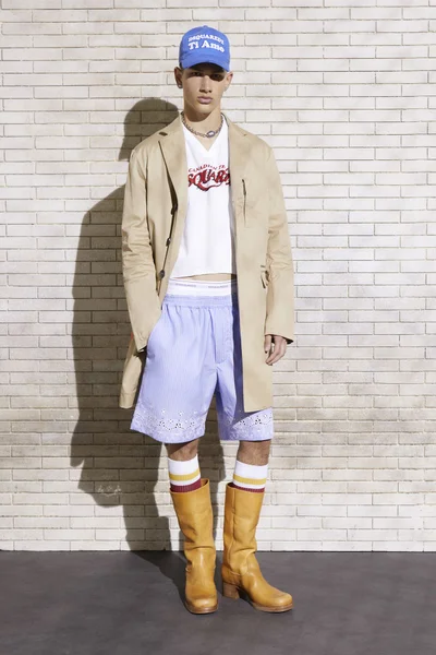 Look 2